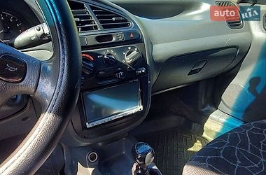 Седан Daewoo Lanos 2003 в Харькове