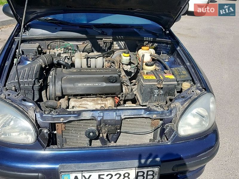 Седан Daewoo Lanos 2003 в Харькове