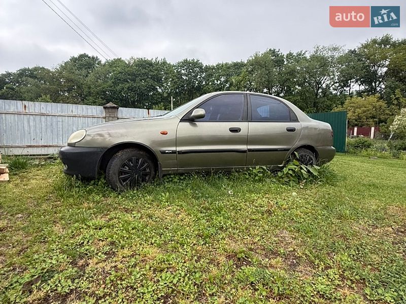 Седан Daewoo Lanos 2003 в Львове