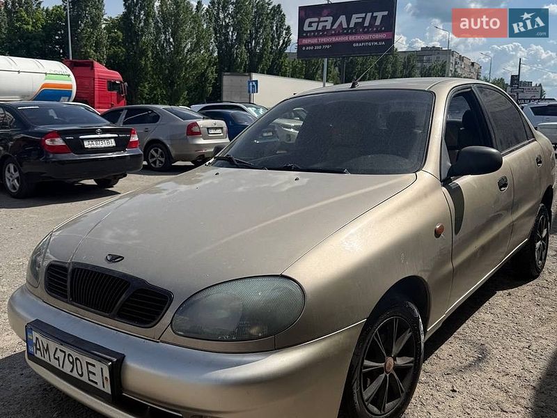 Седан Daewoo Lanos 2008 в Киеве