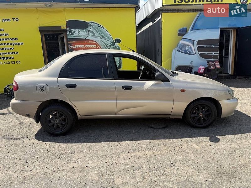 Седан Daewoo Lanos 2008 в Киеве
