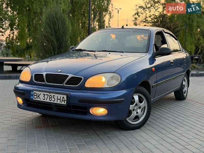 Седан Daewoo Lanos 2008 в Рівному