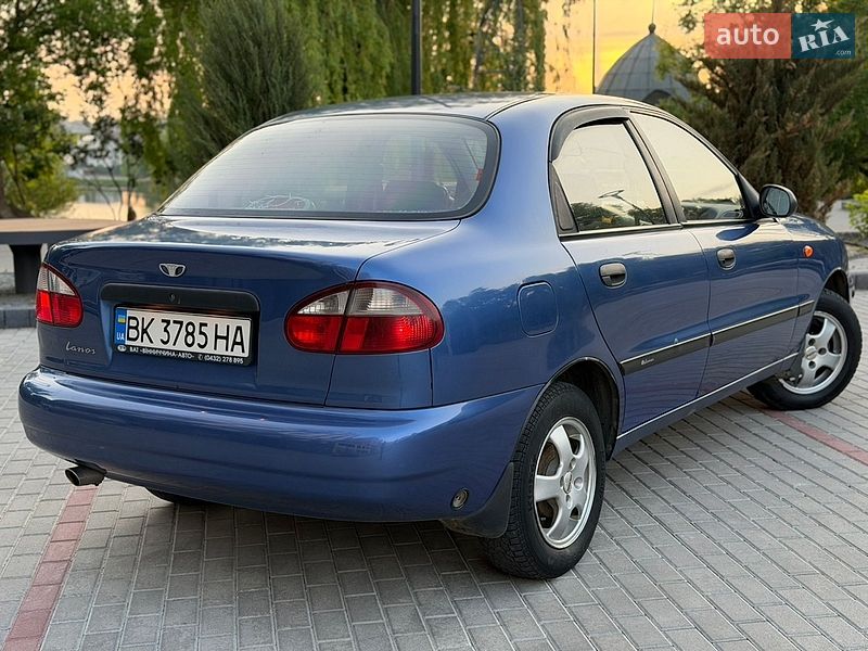 Седан Daewoo Lanos 2008 в Рівному