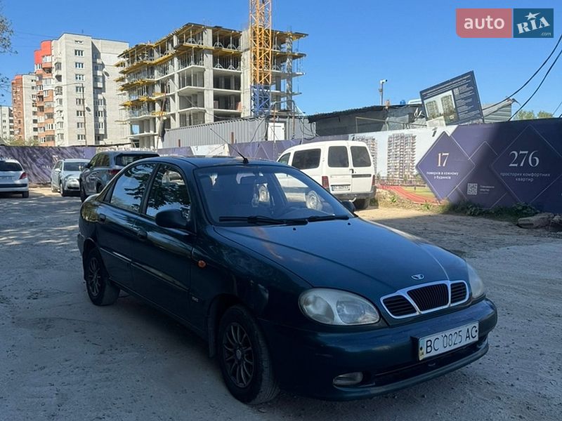 Седан Daewoo Lanos 2004 в Львове