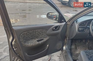 Седан Daewoo Lanos 2003 в Києві