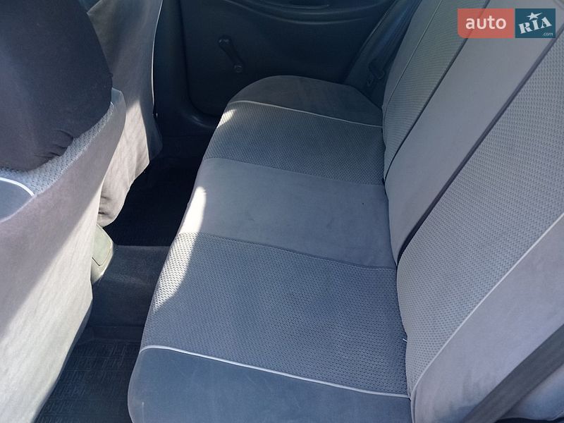 Седан Daewoo Lanos 2005 в Острозі