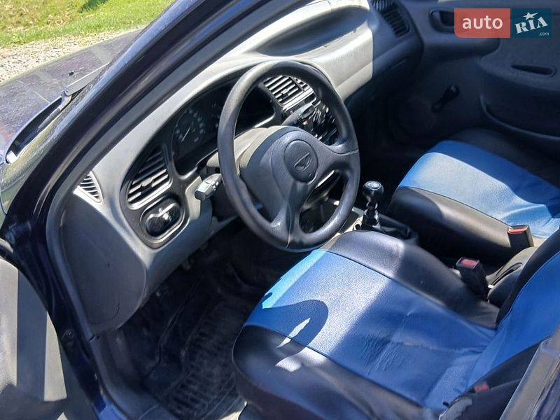 Седан Daewoo Lanos 2006 в Яворові