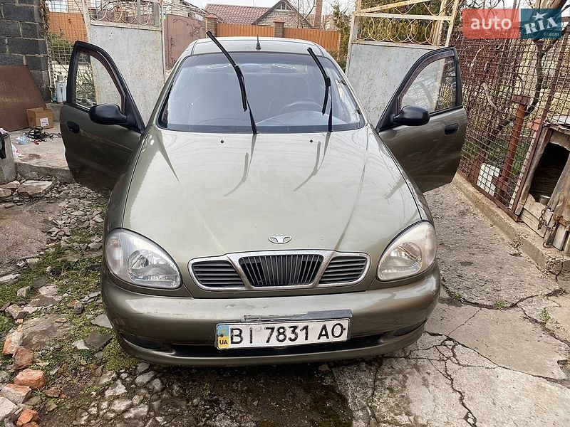 Седан Daewoo Lanos 2004 в Кривому Розі