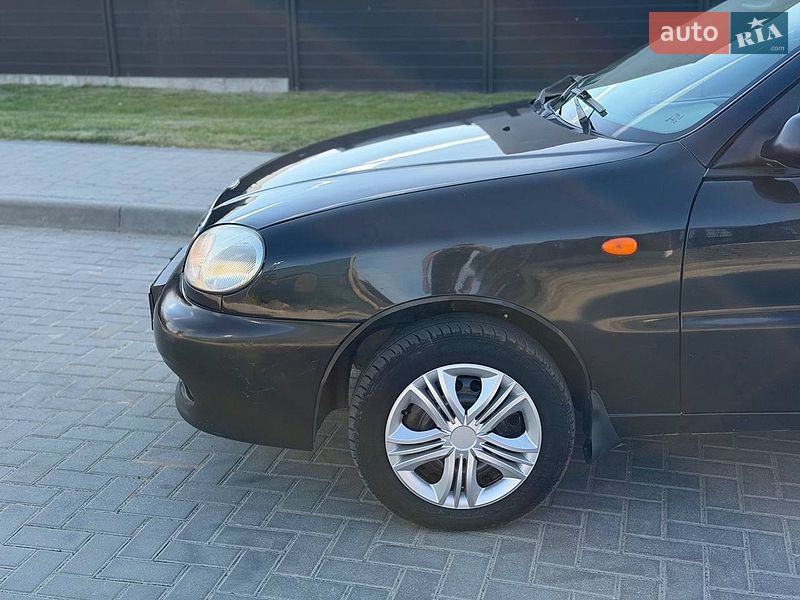 Седан Daewoo Lanos 2008 в Луцьку