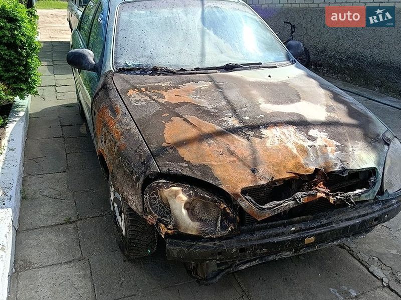 Седан Daewoo Lanos 2006 в Ананьїві