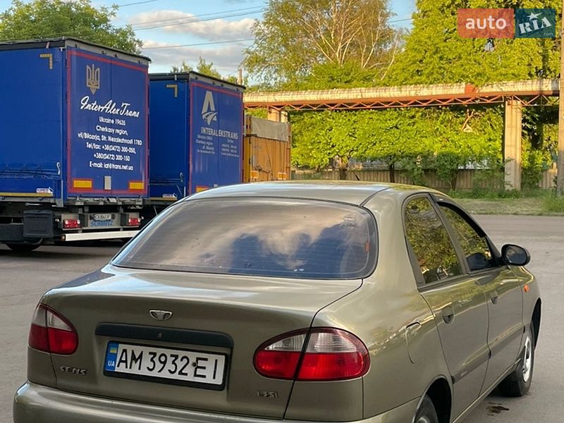 Седан Daewoo Lanos 2006 в Черкасах