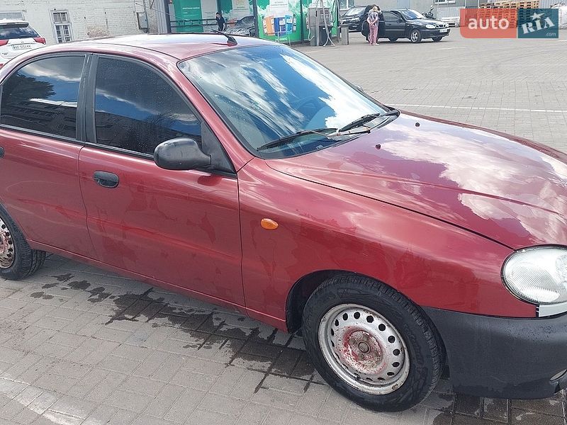 Седан Daewoo Lanos 2003 в Дніпрі
