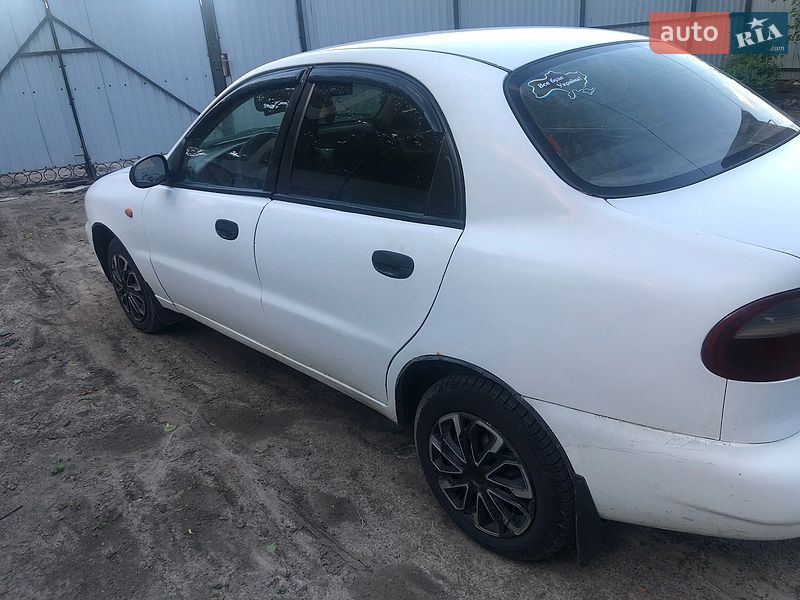 Седан Daewoo Lanos 2003 в Гайсину