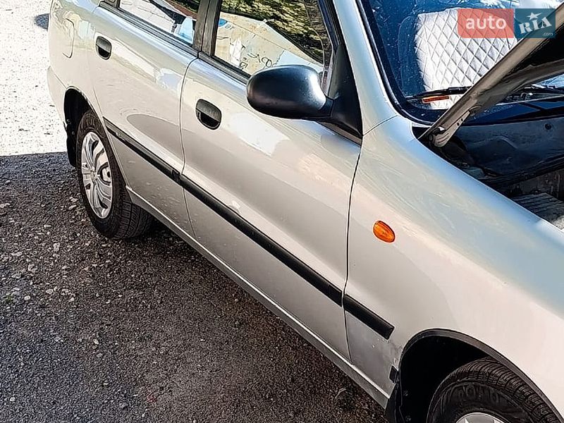Седан Daewoo Lanos 2004 в Тернополі