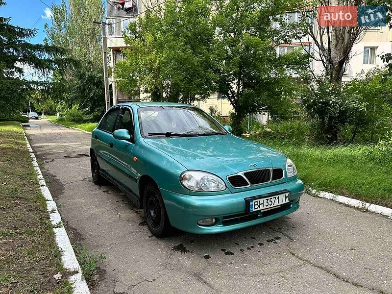 Хэтчбек Daewoo Lanos 1998 в Одессе