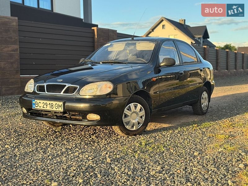 Седан Daewoo Lanos 2008 в Жовкве