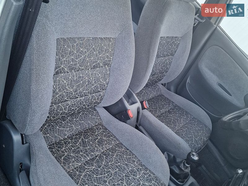 Седан Daewoo Lanos 2008 в Хороле
