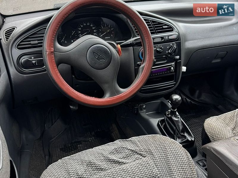 Седан Daewoo Lanos 2005 в Киеве