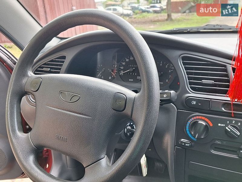 Седан Daewoo Lanos 2005 в Смеле
