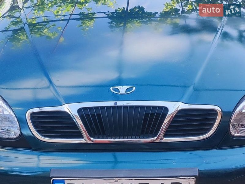 Седан Daewoo Lanos 2002 в Рени