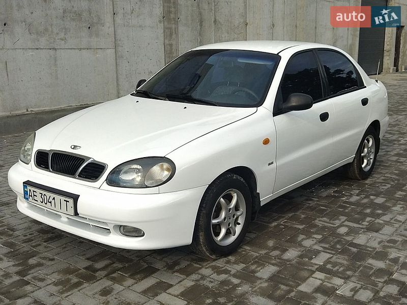 Седан Daewoo Lanos 2000 в Днепре