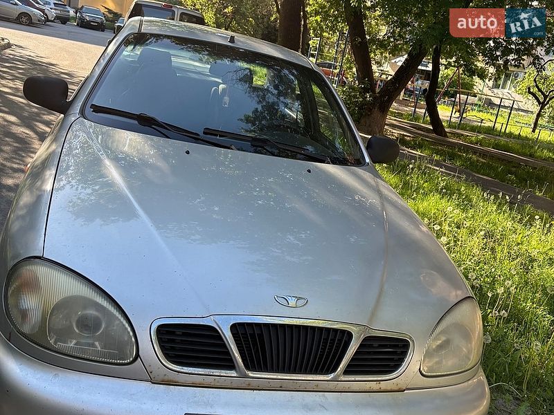 Седан Daewoo Lanos 2004 в Киеве