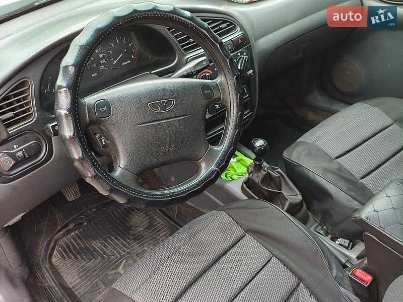 Седан Daewoo Lanos 2004 в Запорожье