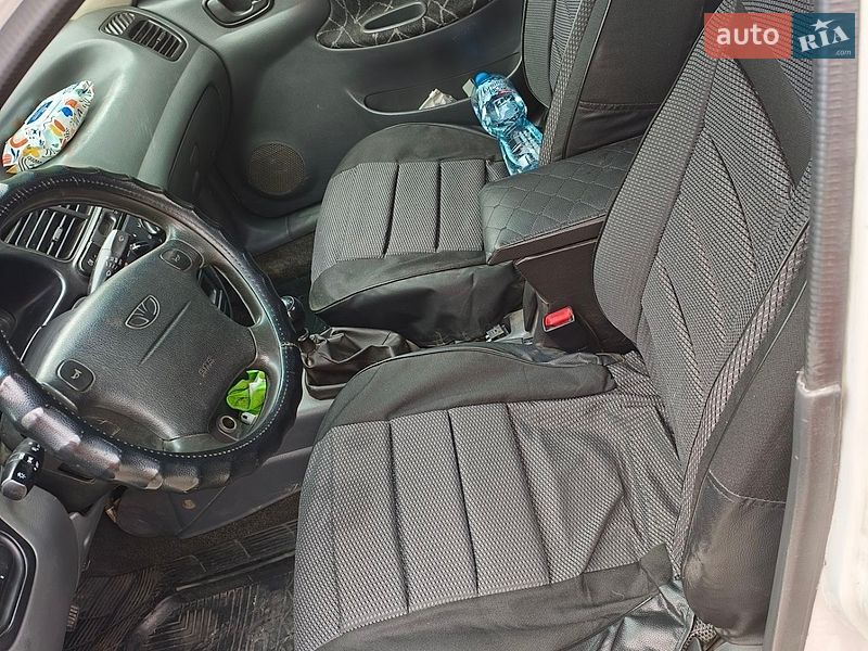 Седан Daewoo Lanos 2004 в Запорожье