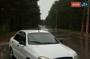 Седан Daewoo Lanos 2004 в Славуті