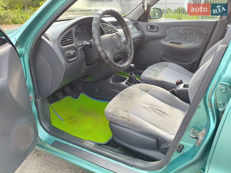Седан Daewoo Lanos 1998 в Запорожье