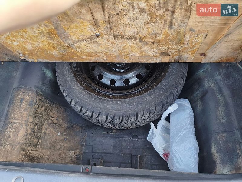 Седан Daewoo Lanos 1998 в Запорожье