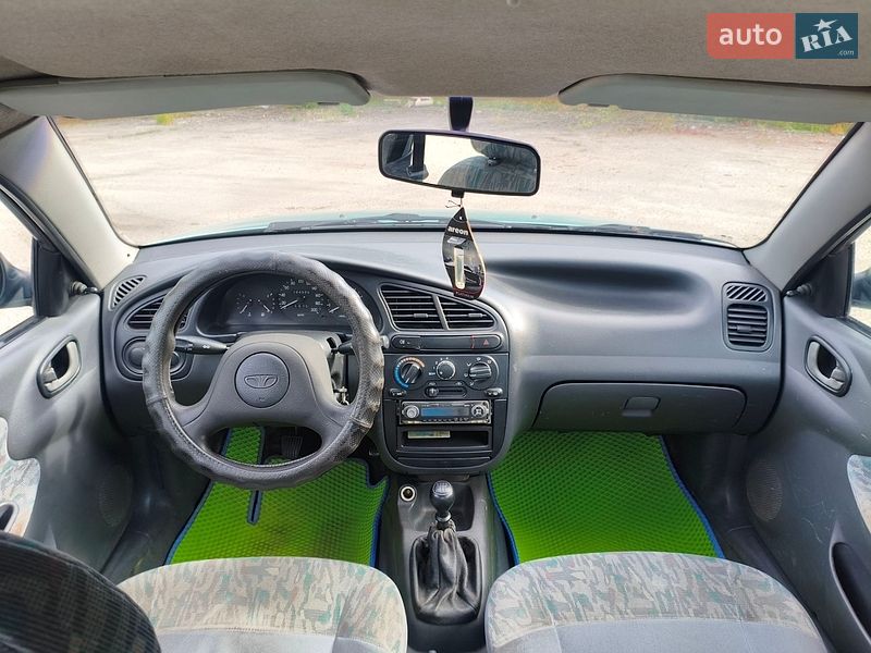 Седан Daewoo Lanos 1998 в Запорожье