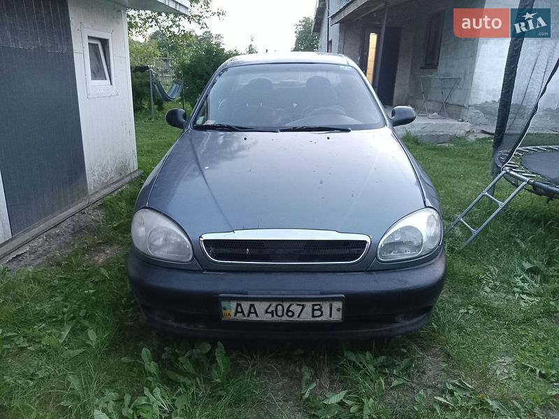 Седан Daewoo Lanos 1998 в Львове