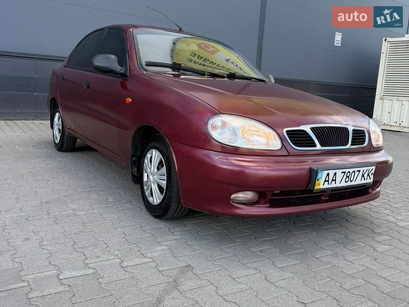 Седан Daewoo Lanos 2010 в Києві