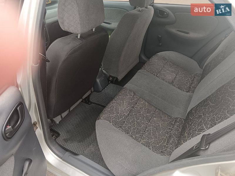 Седан Daewoo Lanos 2004 в Николаеве фото 16 Седан Daewoo Lanos 2004 в Николаеве