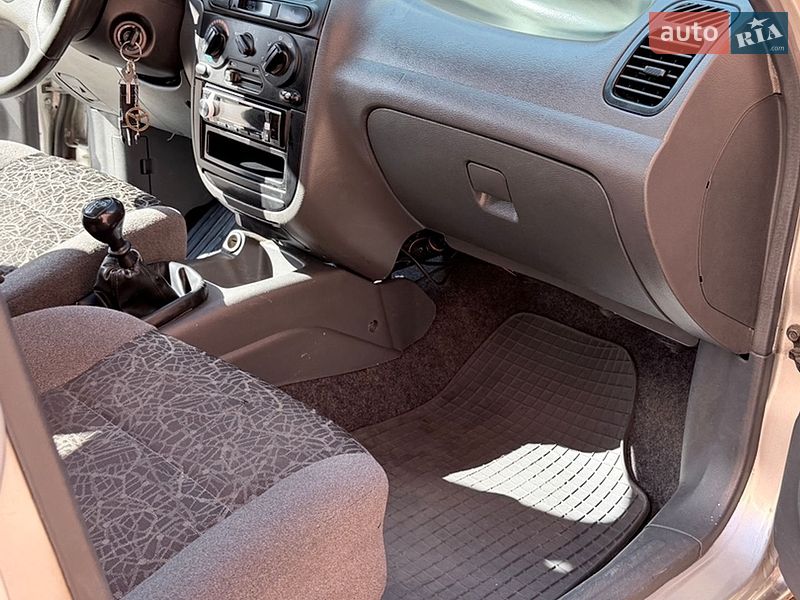 Седан Daewoo Lanos 2007 в Киеве
