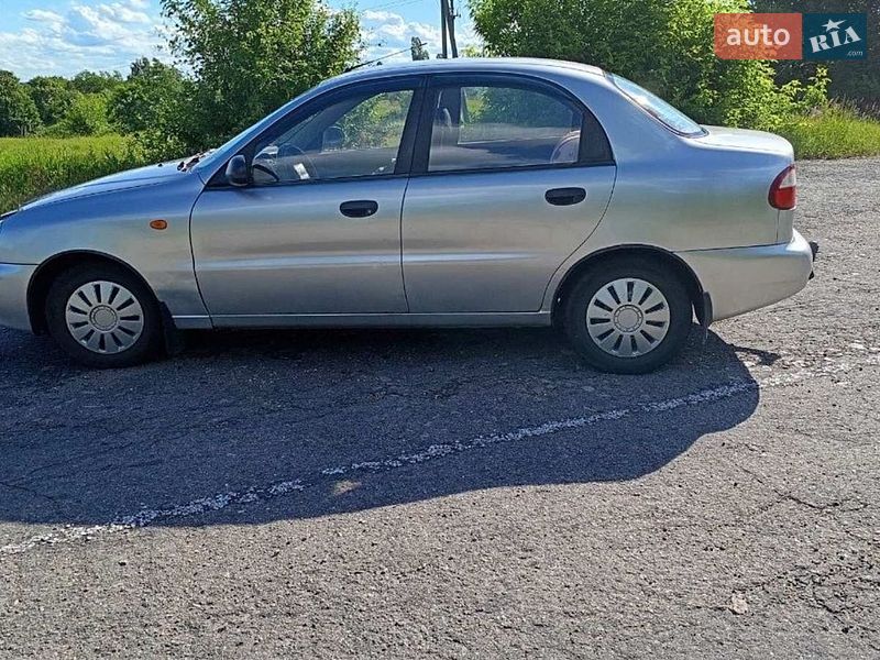 Седан Daewoo Lanos 2006 в Мироновке