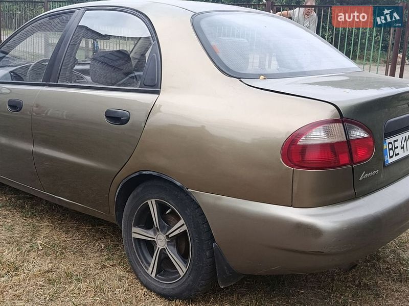 Седан Daewoo Lanos 2004 в Вольнянске