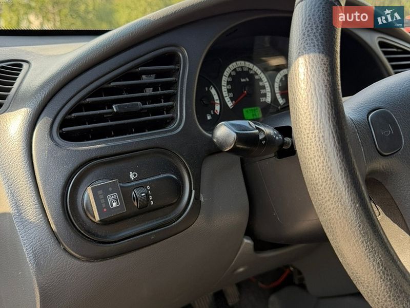 Седан Daewoo Lanos 2008 в Запоріжжі