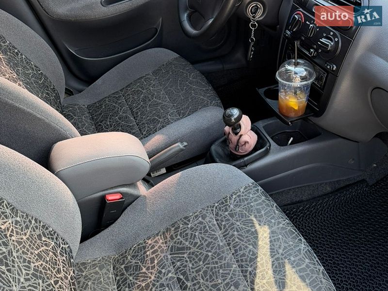 Седан Daewoo Lanos 2008 в Запоріжжі