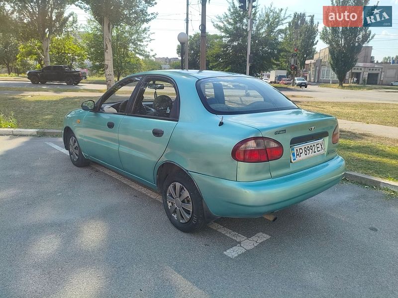 Седан Daewoo Lanos 1998 в Запорожье