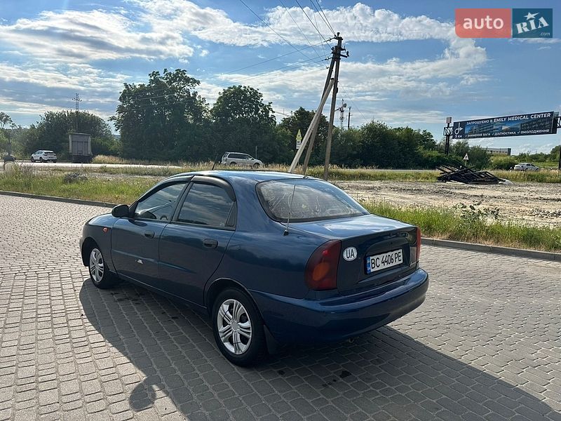 Седан Daewoo Lanos 2005 в Львове