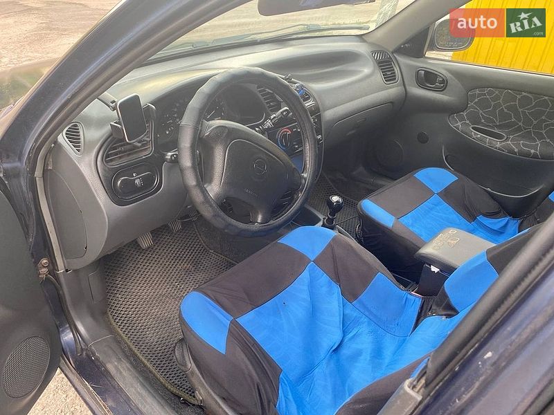 Седан Daewoo Lanos 2002 в Кропивницком