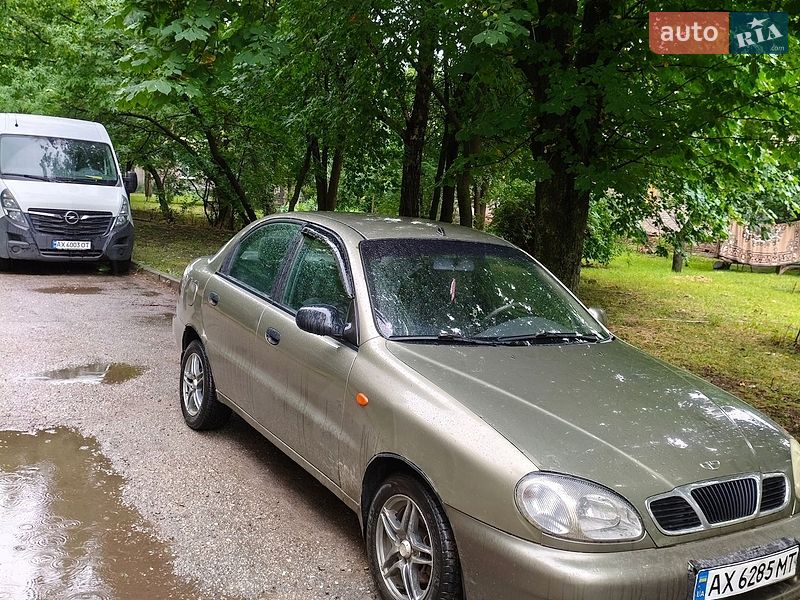 Седан Daewoo Lanos 2003 в Харькове