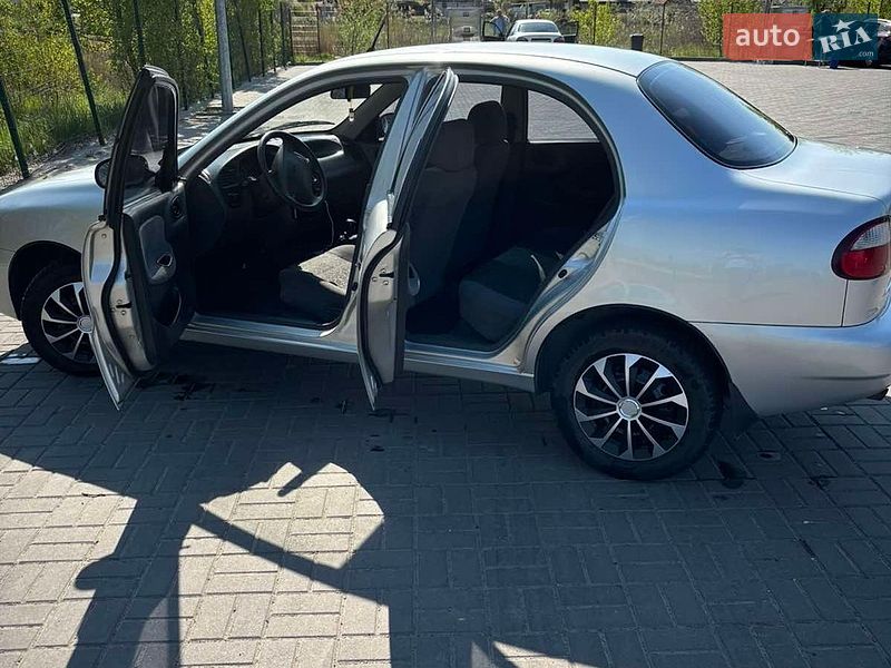 Седан Daewoo Lanos 2008 в Дніпрі