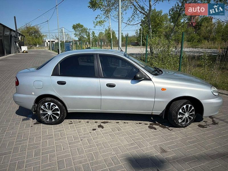 Седан Daewoo Lanos 2008 в Дніпрі