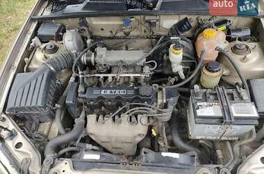 Седан Daewoo Lanos 2008 в Дніпрі