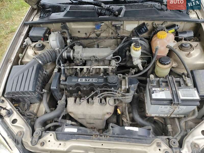 Седан Daewoo Lanos 2008 в Дніпрі