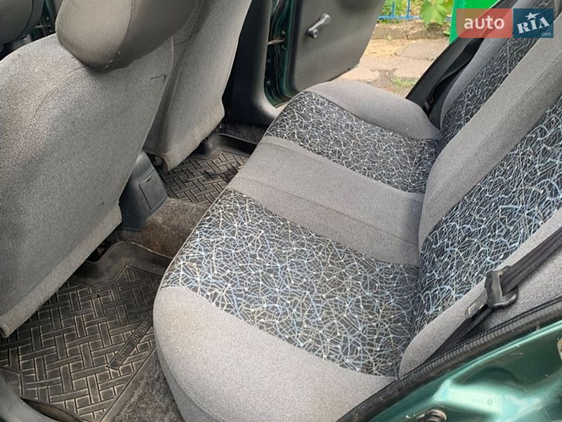 Седан Daewoo Lanos 2009 в Немирове