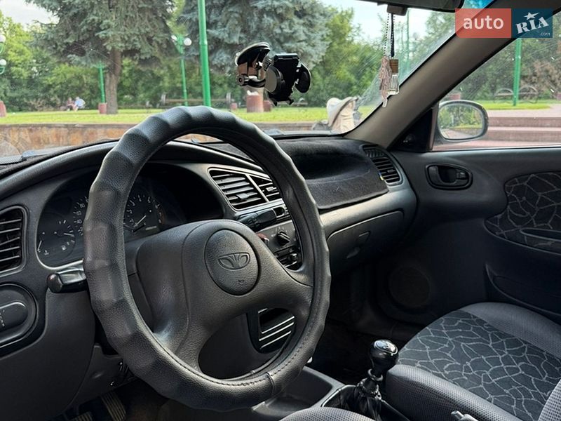 Седан Daewoo Lanos 2004 в Могилів-Подільському